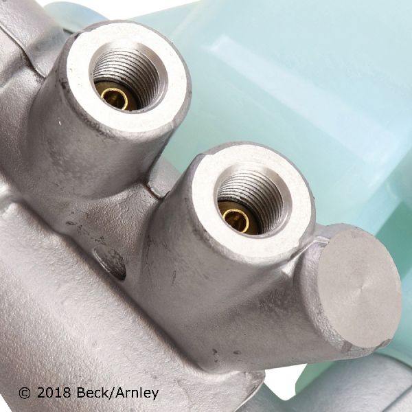 1996-2000 Toyota 4Runner Brake Master Cylinder (Beck Arnley)