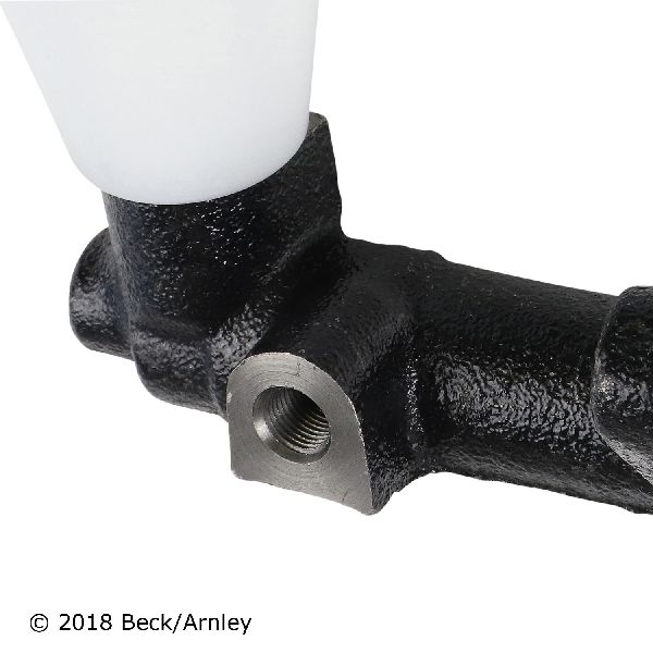 1981-1988 Toyota Pickup Clutch Master Cylinder (Beck Arnley)