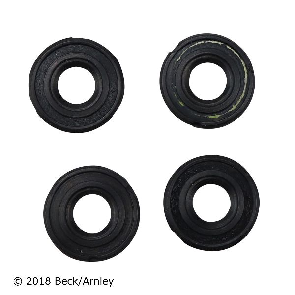 2002-2006 Suzuki XL-7 Engine Valve Cover Gasket Set - Right (Beck Arnley)