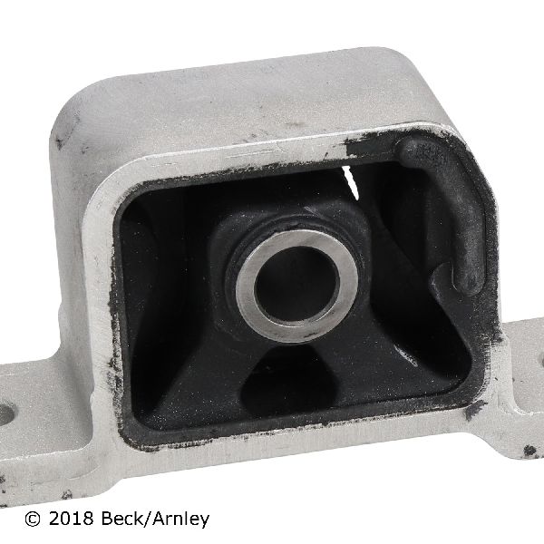 2002-2006 Honda CR-V Engine Mount - Front (Beck Arnley)