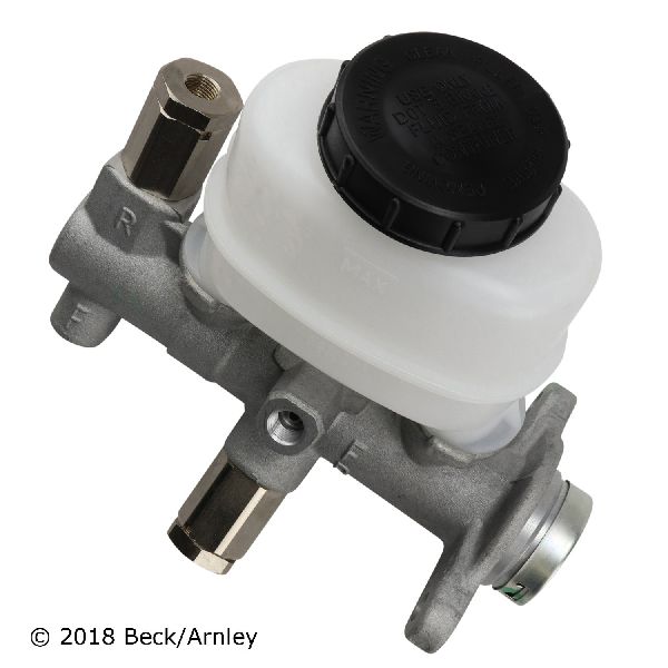 1993-2001 Nissan Altima Brake Master Cylinder (Beck Arnley)