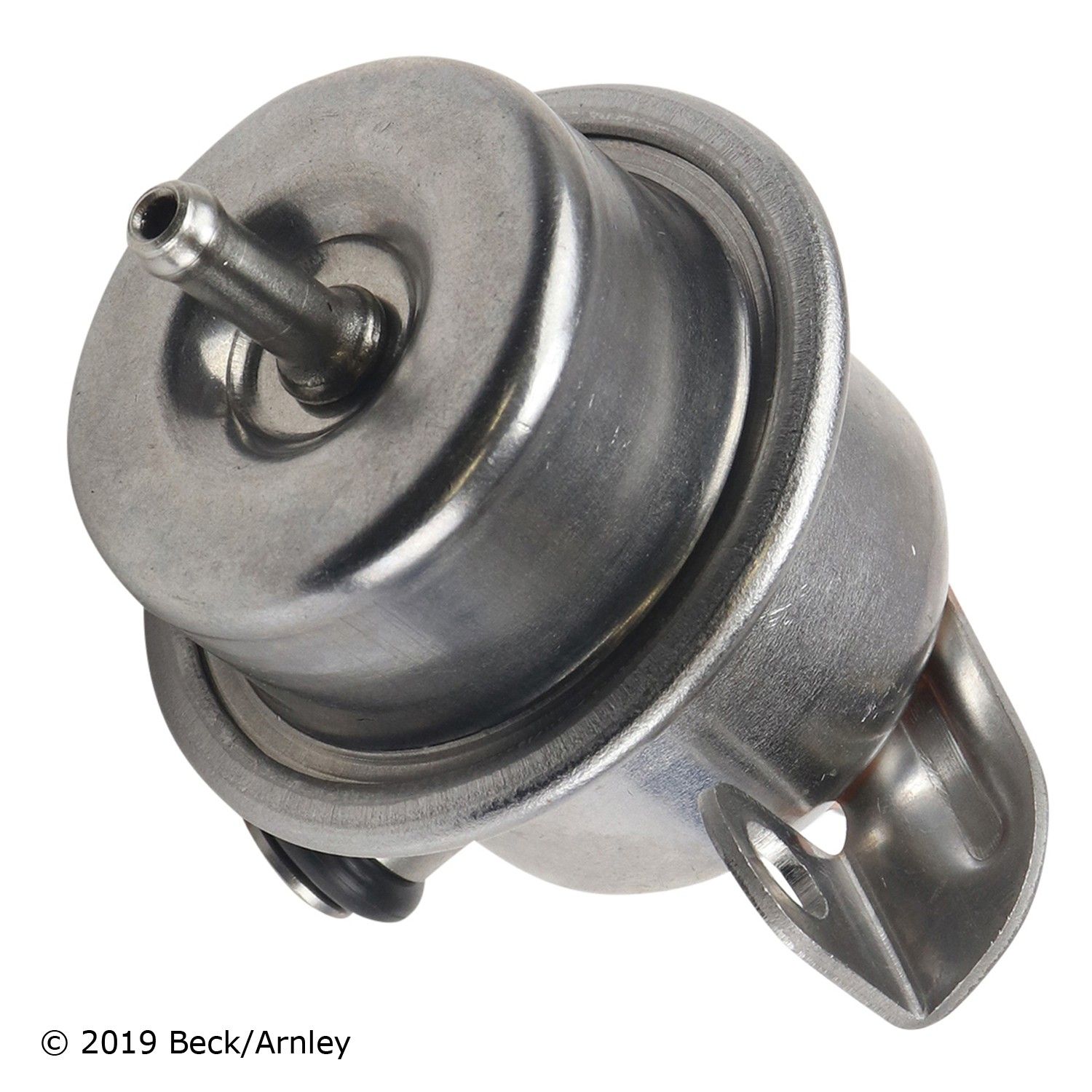 1988 Volvo 244 Fuel Injection Pressure Regulator
