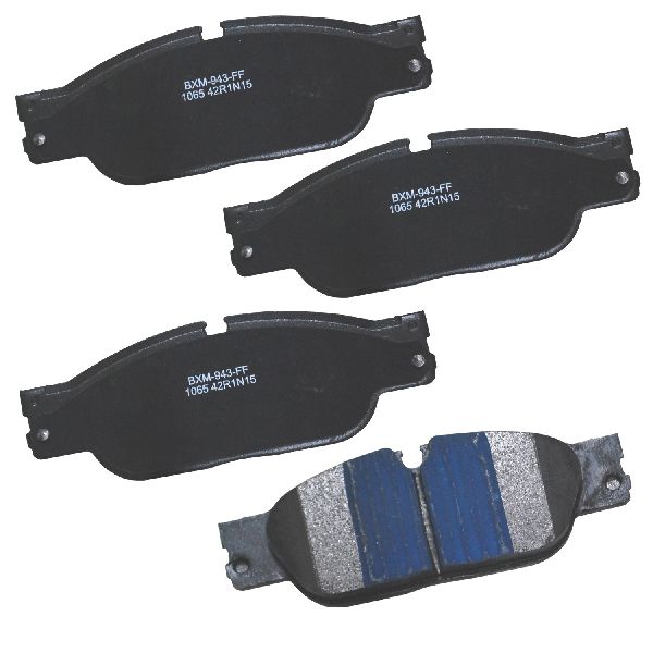 2003-2005 Jaguar S-Type Disc Brake Pad Set - Front (Bendix)