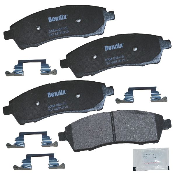 2000-2005 Ford Excursion Disc Brake Pad Set - Rear (Bendix)