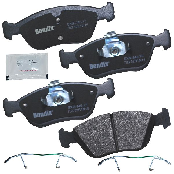 1998-2000 Volvo V70 Disc Brake Pad Set - Front (Bendix)