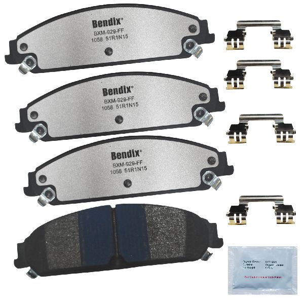 2005-2018 Chrysler 300 Disc Brake Pad Set - Front (Bendix)