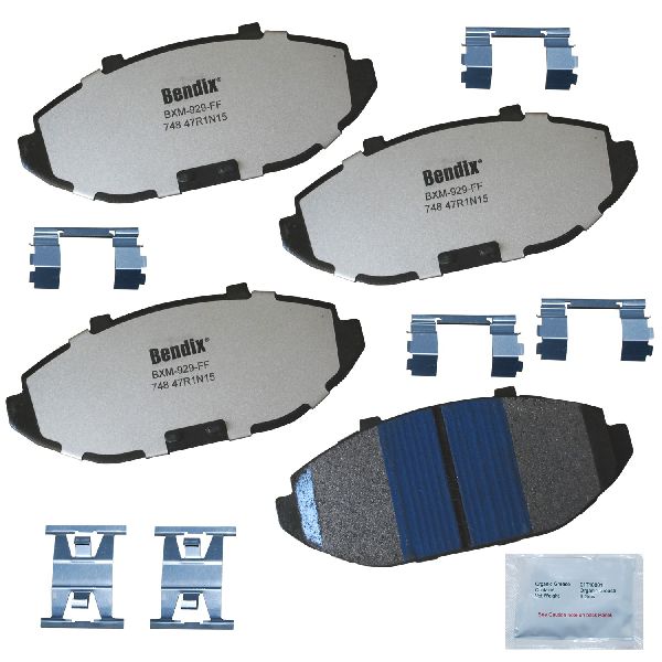 1998-2002 Lincoln Town Car Disc Brake Pad Set - Front (Bendix)