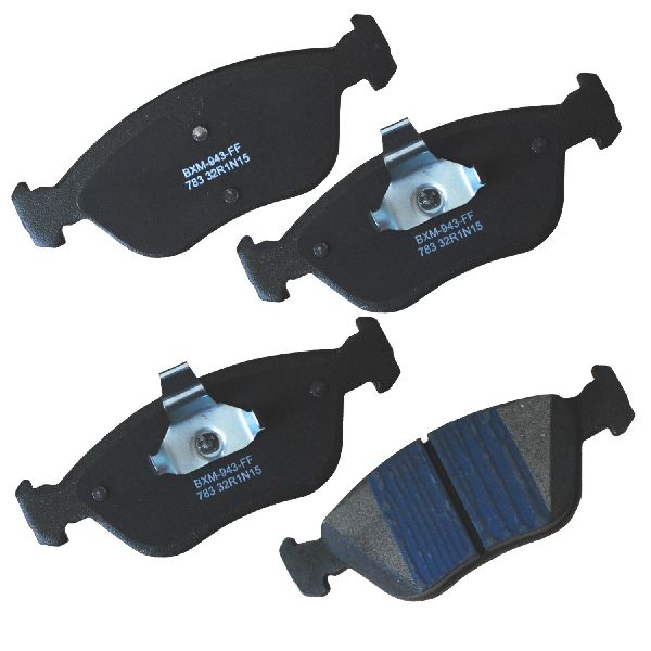 1998-2000 Volvo V70 Disc Brake Pad Set - Front (Bendix)