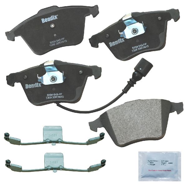 2007-2014 Audi TT Disc Brake Pad Set - Front (Bendix)