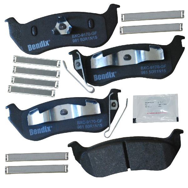 2004-2006 Jeep Wrangler Disc Brake Pad Set - Rear (Bendix)