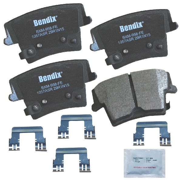 2006-2008 Dodge Magnum Disc Brake Pad Set - Rear (Bendix)