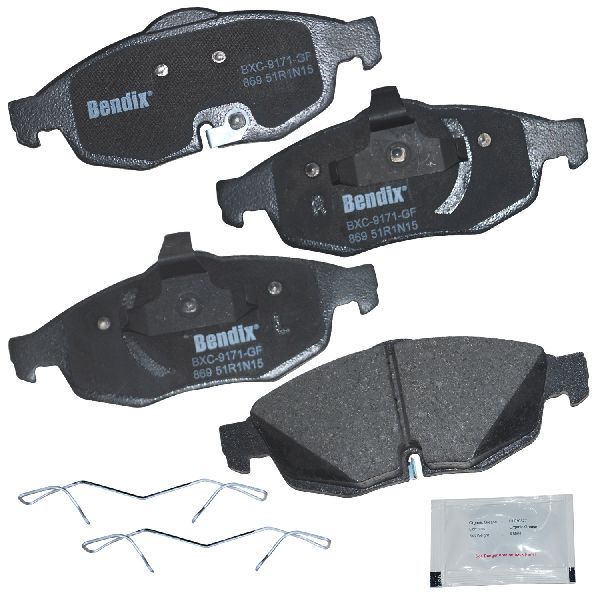 2001-2006 Dodge Stratus Disc Brake Pad Set - Front (Bendix)