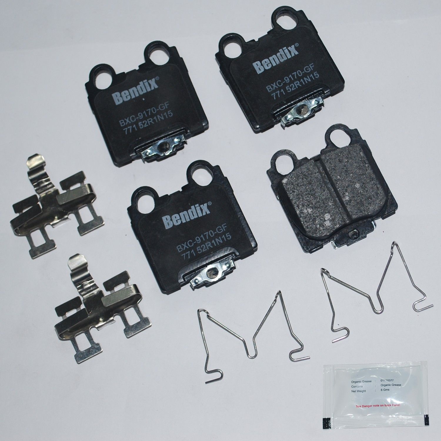 2000, 1999, 1998 Lexus GS400 Disc Brake Pad Set