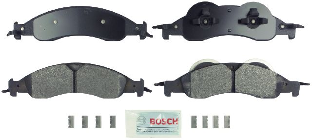 2007-2009 Lincoln Navigator Disc Brake Pad Set - Front (Bosch)