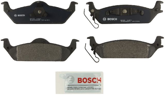 2002-2004 Dodge Dakota Disc Brake Pad Set - Rear (Bosch)