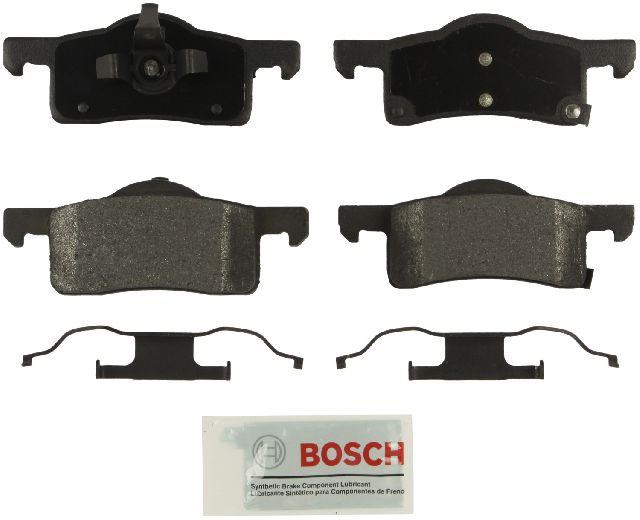 2003-2006 Lincoln Navigator Disc Brake Pad Set - Rear (Bosch)