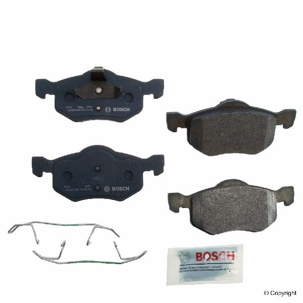 2001-2006 Mazda Tribute Disc Brake Pad Set - Front (Bosch)