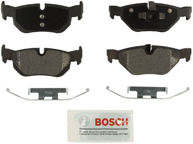 2007-2009 BMW 323i Disc Brake Pad Set - Rear (Bosch)