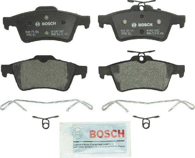 2004-2013 Mazda 3 Disc Brake Pad Set - Rear (Bosch)