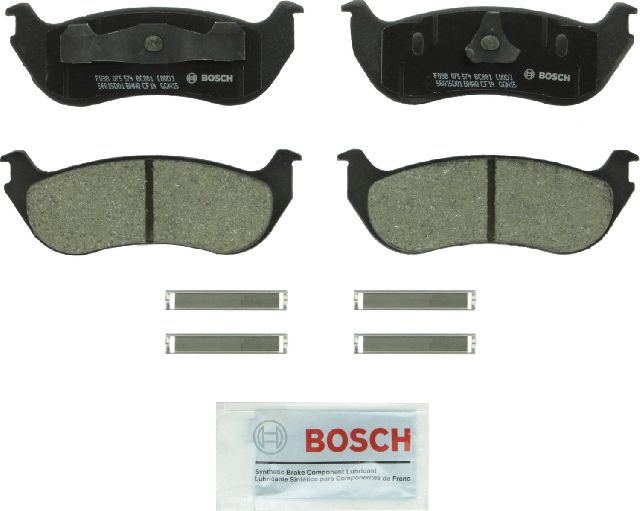 2002-2005 Mercury Mountaineer Disc Brake Pad Set - Rear (Bosch)