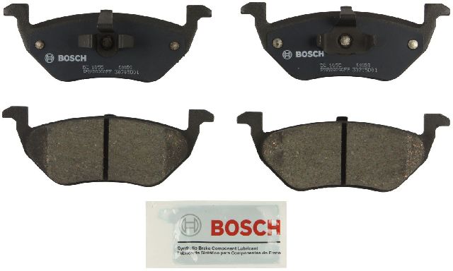 2005-2010 Mazda Tribute Disc Brake Pad Set - Rear (Bosch)