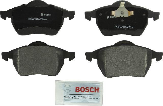 1998-1999 Volkswagen Passat Disc Brake Pad Set - Front (Bosch)