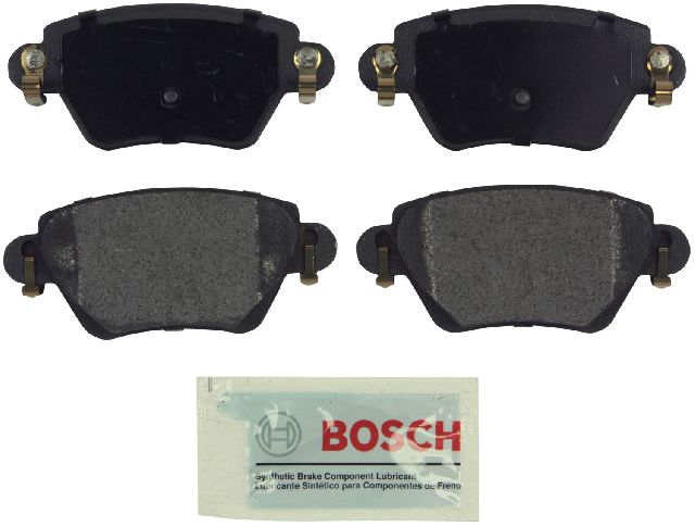 2002-2005 Jaguar X-Type Disc Brake Pad Set - Rear (Bosch)