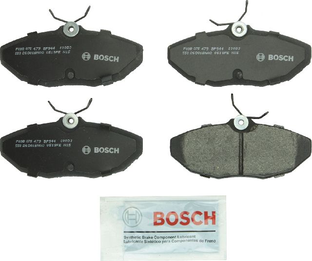 2003 Lincoln LS Disc Brake Pad Set - Rear (Bosch)