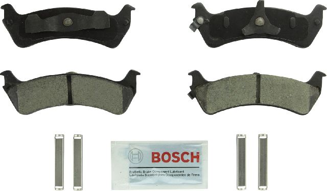 1997-2001 Mercury Mountaineer Disc Brake Pad Set - Rear (Bosch)