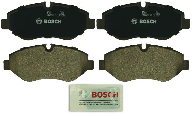 2007-2018 Freightliner Sprinter 2500 Disc Brake Pad Set - Front (Bosch)