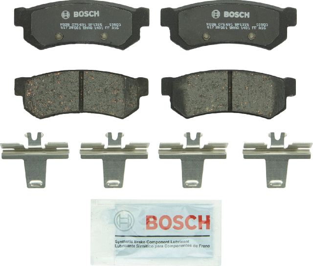 2007-2008 Suzuki Forenza Disc Brake Pad Set - Rear (Bosch)