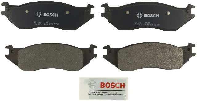 2003-2006 Ford E-150 Disc Brake Pad Set - Front (Bosch)