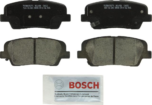 2011-2015 Kia Sorento Disc Brake Pad Set - Rear (Bosch)