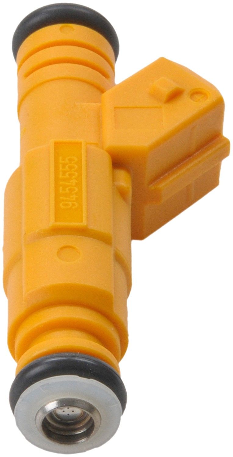 1998, 1997 Volvo S90 Fuel Injector