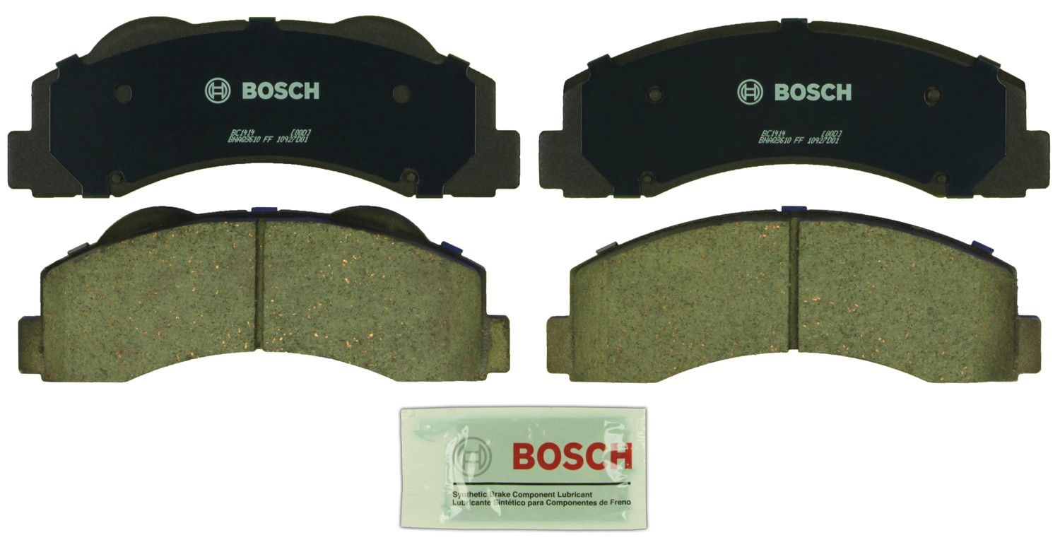 2017, 2016, 2015, 2014, 2013, 2012, 2011, 2010 Ford Expedition Disc Brake Pad Set