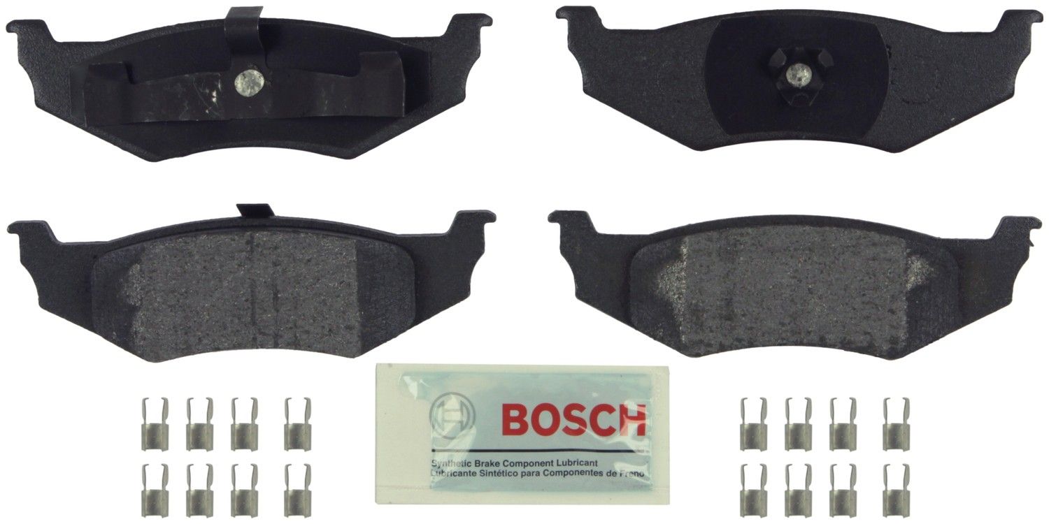 2004, 2003, 2002, 2001, 2000, 1999, 1998, 1997, 1996, 1995 Dodge Intrepid Disc Brake Pad Set