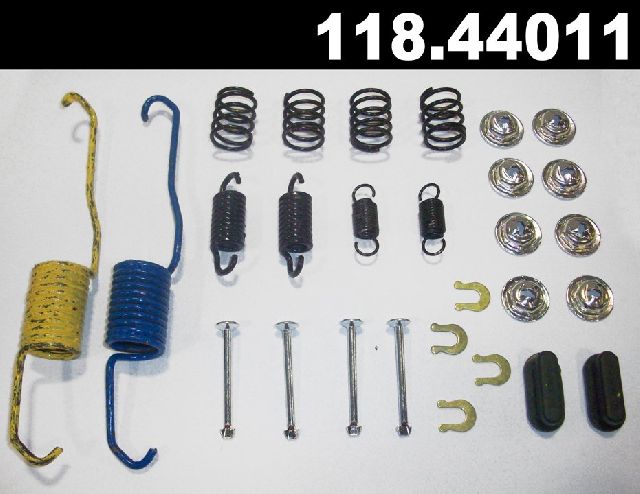 1999-2003 Toyota Solara Drum Brake Hardware Kit - Rear (Centric)