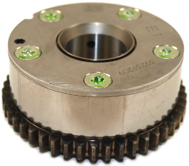 2011-2017 Nissan Juke Engine Variable Valve Timing (VVT) Sprocket - Exhaust (Cloyes)