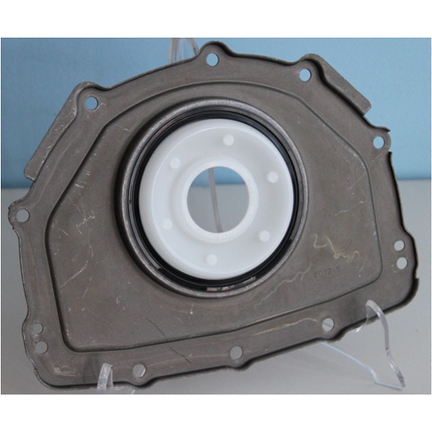 2018, 2017, 2016, 2015, 2014, 2013, 2012, 2011, 2010 Mercedes-Benz Sprinter 2500 2010-2018 Mercedes-Benz E320 Engine Crankshaft Seal