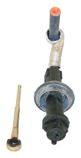 2003-2004 Chrysler PT Cruiser Clutch Master Cylinder (Crown Automotive)