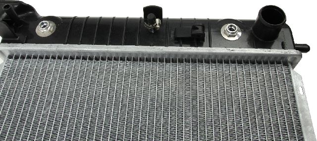 2014 Chevrolet Suburban Radiator (CSF Radiator)