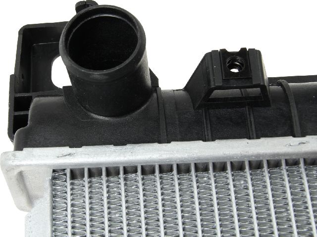 2015-2017 Lincoln Navigator Radiator (CSF Radiator)