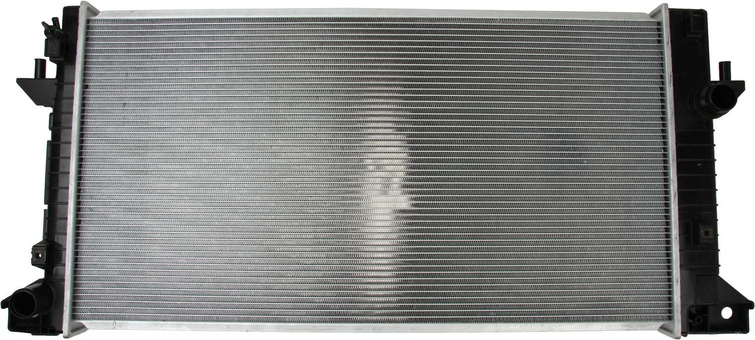 2017, 2016, 2015 Lincoln Navigator Radiator