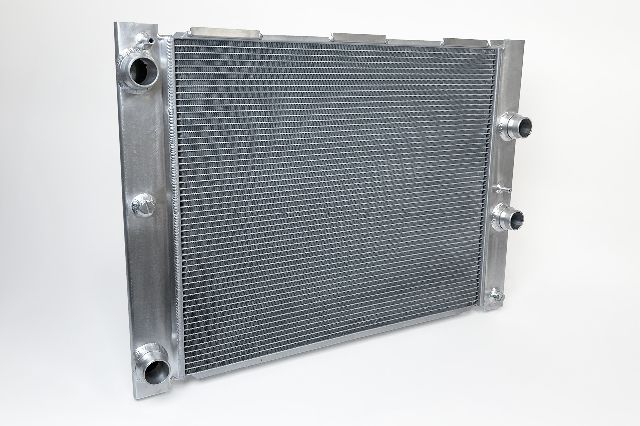 2006-2010 BMW M5 Radiator - Center (CSF)