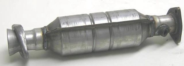 1997-2001 Honda CR-V Catalytic Converter - Center (Davico Converters)