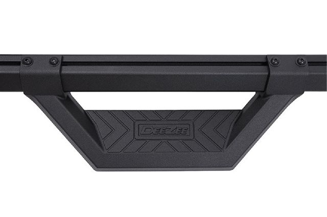 2001-2006 GMC Sierra 3500 Step Nerf Bar (Dee Zee)