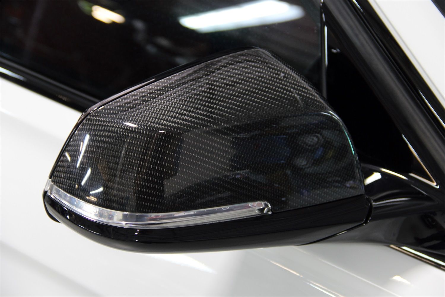 2018, 2017, 2016, 2015, 2014, 2013 BMW 320i Door Mirror Cover