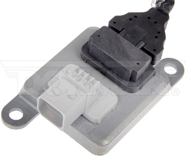 2010-2016 Volvo VNL Nitrogen Oxide (NOx) Sensor - Turbocharger Outlet Pipe or Upstream (Dorman)