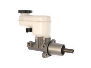 2002-2003 Saturn Vue Brake Master Cylinder (Dorman)
