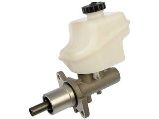 2005-2007 Chrysler 300 Brake Master Cylinder (Dorman)